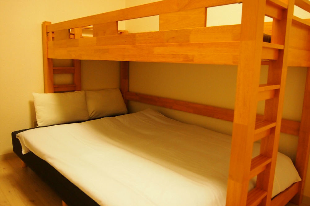 Khaosan Chitose Family Hostel Bagian luar foto