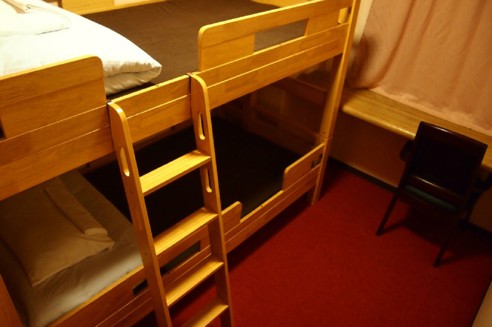 Khaosan Chitose Family Hostel Bagian luar foto
