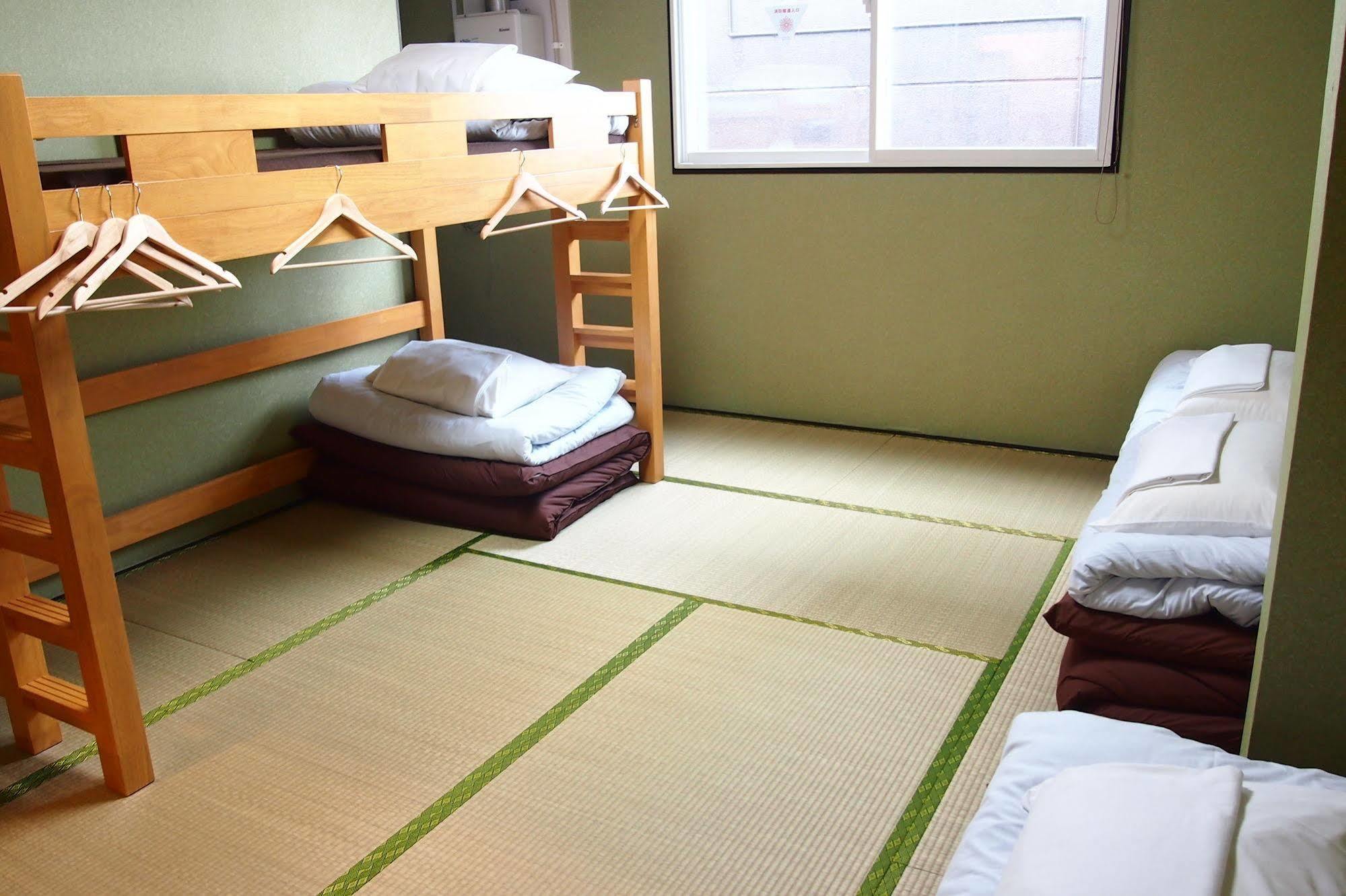 Khaosan Chitose Family Hostel Bagian luar foto