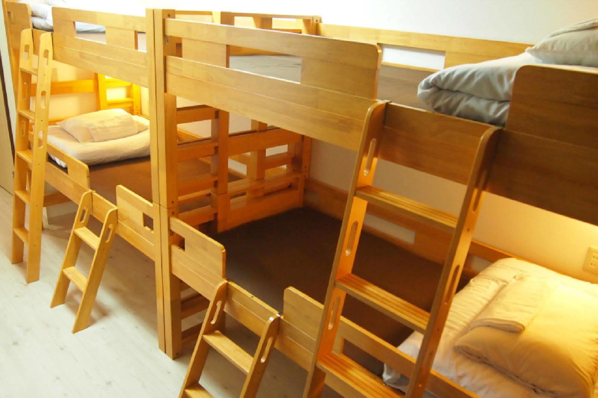 Khaosan Chitose Family Hostel Bagian luar foto