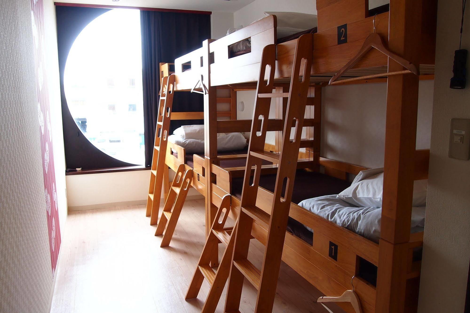 Khaosan Chitose Family Hostel Bagian luar foto