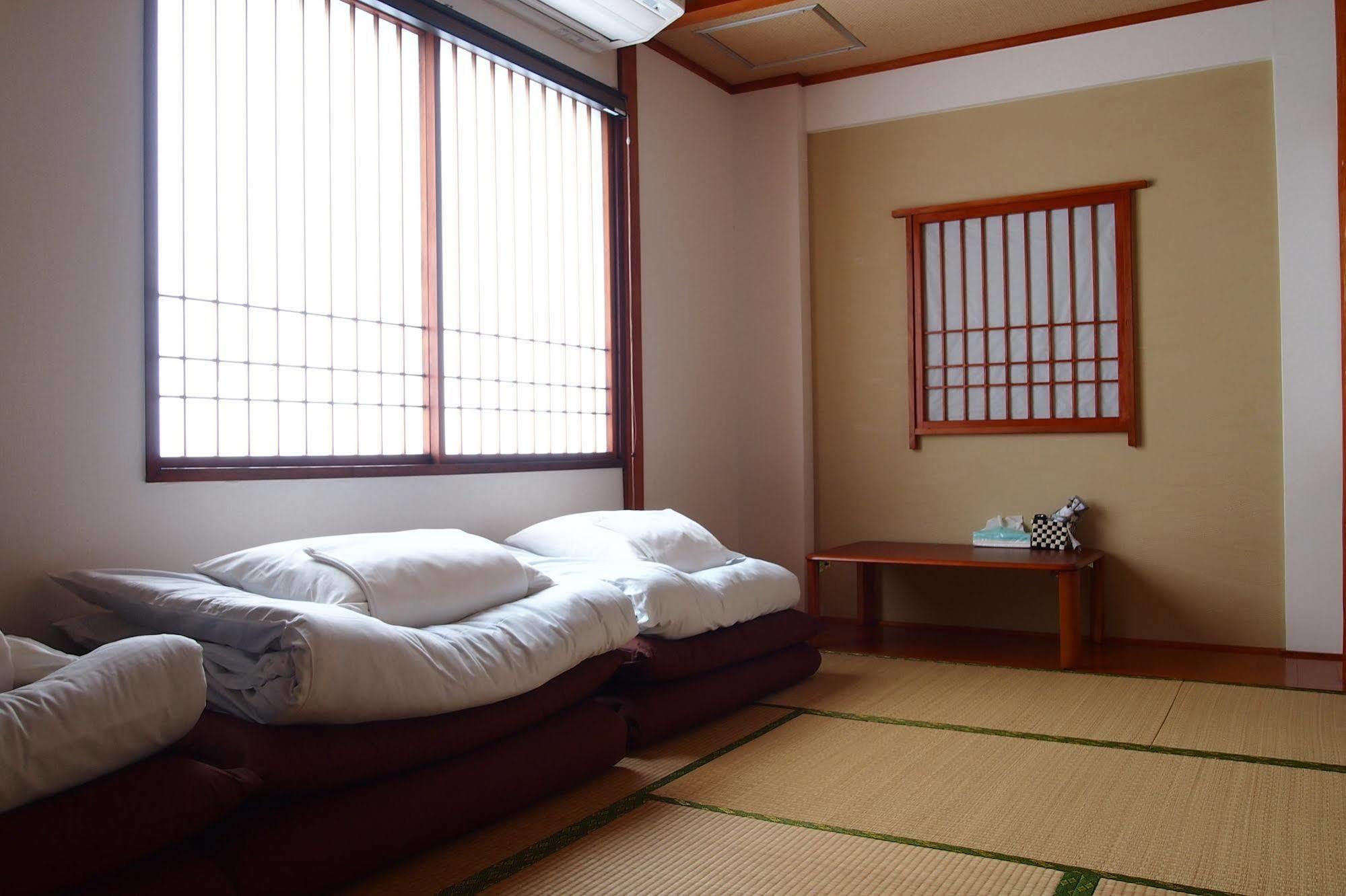 Khaosan Chitose Family Hostel Bagian luar foto