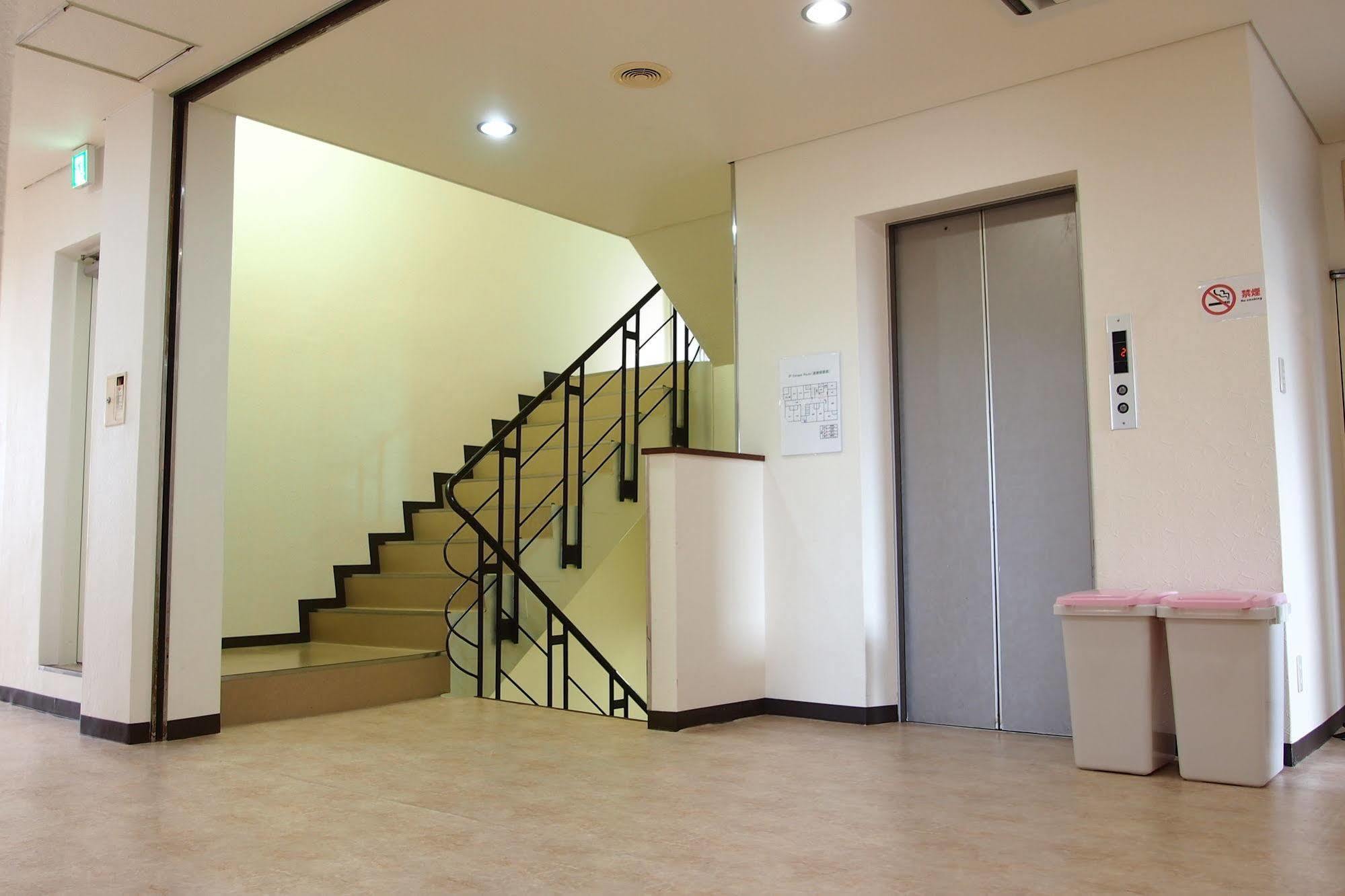 Khaosan Chitose Family Hostel Bagian luar foto